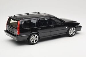 Volvo V70 R P80 Black DNA 1:18 DNA000232 Diecast - image 2 of 6