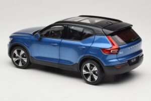 Volvo XC40 Recharge Blue Metallic Paudi Model 1:18 2562373 Diecast - image 7 of 8