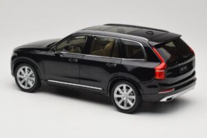 Volvo XC90 Onyx Black Paudi Model 1:18 9430842 Diecast - image 7 of 8
