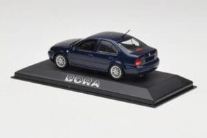 Volkswagen Bora Ocean Blue Minichamps 1:43 8198223B Diecast - image 3 of 4