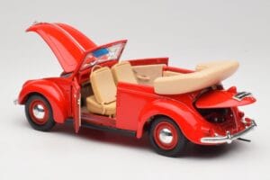 Volkswagen Cabriolet Ruby Red Maisto 1:18 32826 Diecast - image 5 of 8