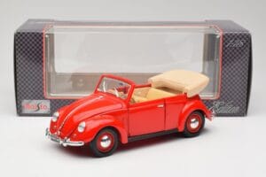Volkswagen Cabriolet Ruby Red Maisto 1:18 32826 Diecast - image 8 of 8