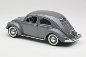 Volkswagen Export Sedan Agave Grey Maisto 1:18 100299 Diecast - image 7 of 8
