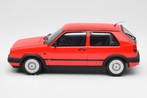 Volkswagen Golf GTI Mk2 Red Otto 1:18 OT027 Resin - image 3 of 6