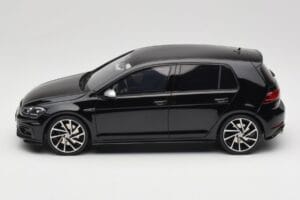 Volkswagen Golf R Mk7 Deep Black Otto 1:18 OT417 Resin - image 3 of 6