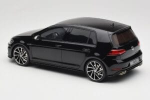 Volkswagen Golf R Mk7 Deep Black Otto 1:18 OT417 Resin - image 5 of 6
