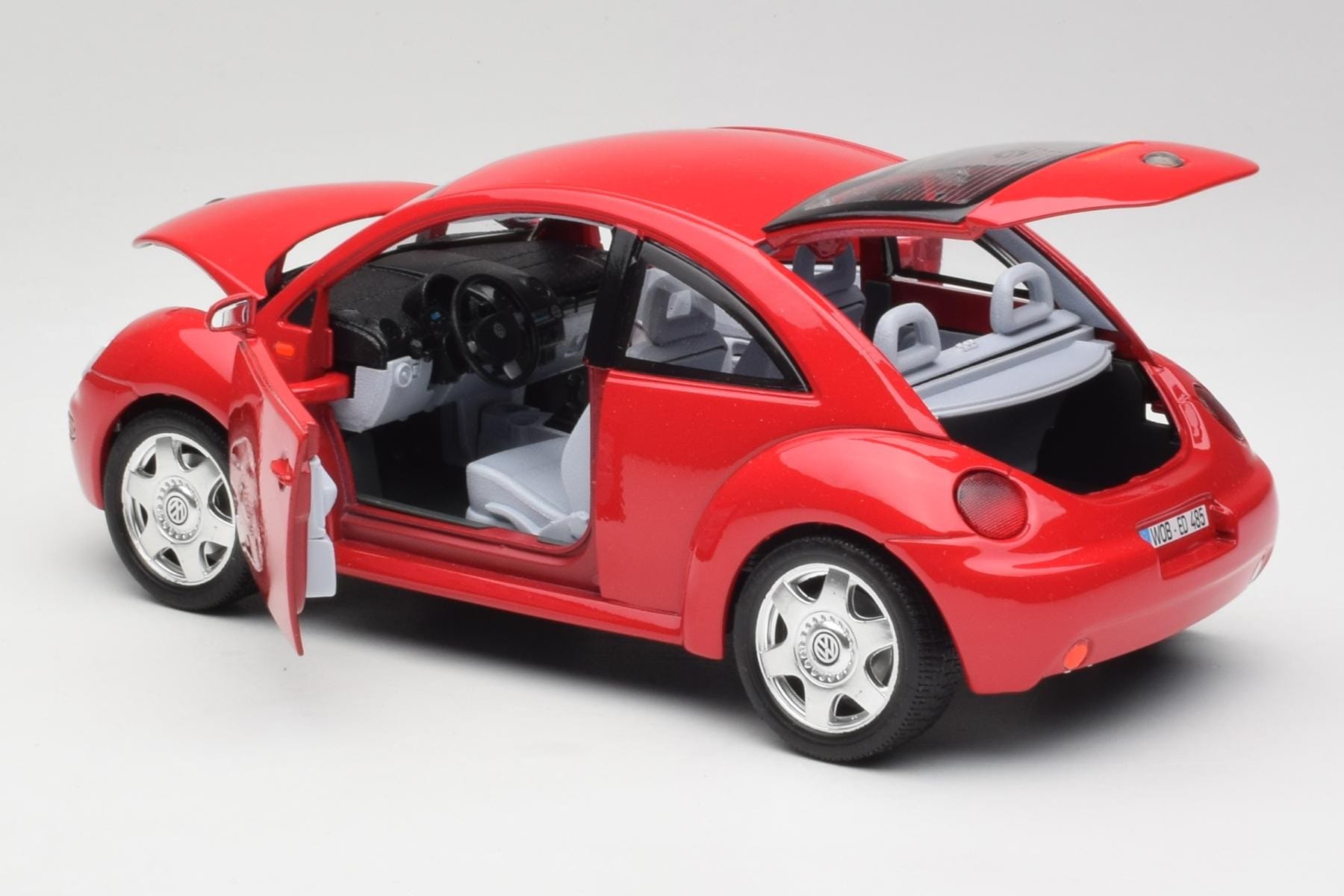 Bburago Volkswagen New Beetle 1:18 Red Diecast