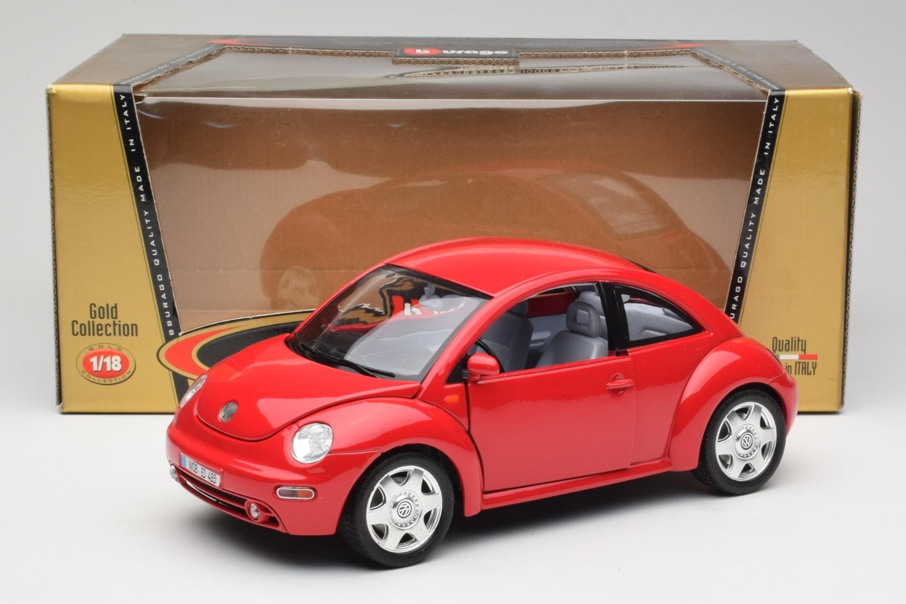 Volkswagen New Beetle Red Bburago 1:18