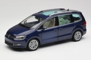 Volkswagen Sharan 7N Shadow Blue Metallic Minichamps 1:18 110051100 Diecast