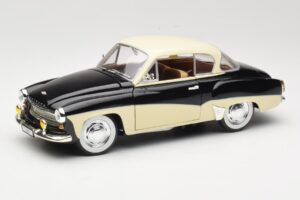Wartburg 311 Coupe Black & Beige Revell 1:18 08419 Diecast