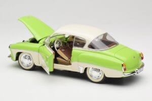Wartburg 313 Pastel Green over Beige Revell 1:18 09018 Diecast - image 5 of 8