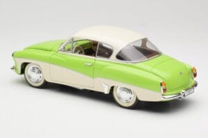 Wartburg 313 Pastel Green over Beige Revell 1:18 09018 Diecast - image 7 of 8
