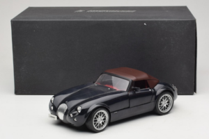 Wiesmann Roadster MF Carbon Black Revell 1:18 WIESMANN001 Diecast - image 9 of 9