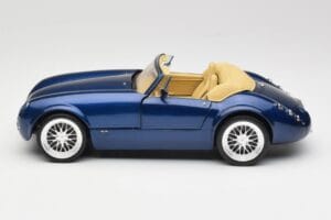 Wiesmann Roadster MF3 Blue Revell 1:18 08861 Diecast - image 4 of 8