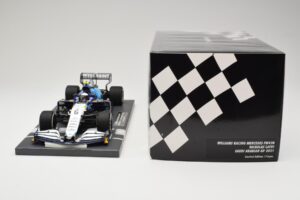 Williams Racing Mercedes FW43B #6 N. Latifi Saudi Arabian GP 2021 Minichamps 1:18 117212206 Diecast - image 6 of 6