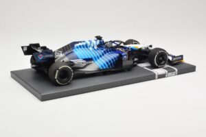 Williams Racing Mercedes FW43B #63 G. Russell Saudi Arabian GP 2021 Minichamps 1:18 117212263 Diecast - image 3 of 6