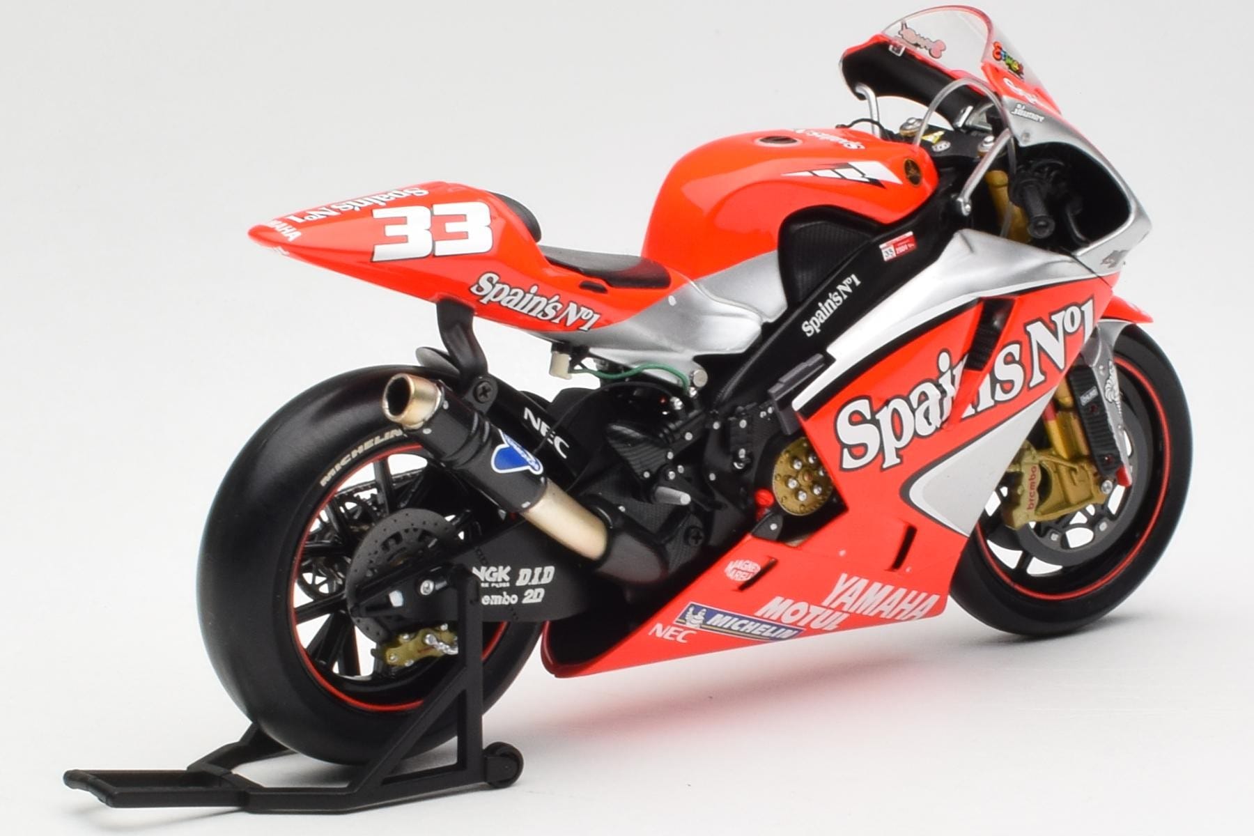 Minichamps Yamaha YZR-M1 Checa MotoGP 1:12 Model