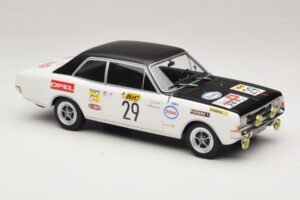 Opel Commodore A #29 J-L. Clarr / J-P. Peyroux Tour de France Automobile 1971 MCG 1:18 MCG18562R Diecast - image 4 of 6