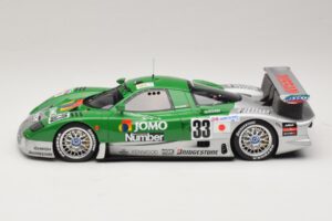 Nissan R390 GT1 #33 S. Motoyama / T. Kurosawa / M. Kageyama 24 Hours of Le Mans 1998 GT Spirit 1:18 GT1003 Resin - image 3 of 6
