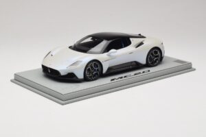 Maserati MC20 Bianco Audace BBR 1:18 P18191AMAS Resin - image 2 of 6