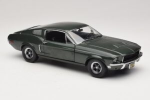 Ford Mustang GT Bullitt with Steve McQueen Figure Greenlight 1:18 12885 Diecast - image 6 of 8