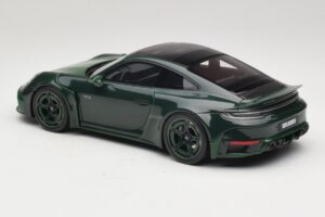 Porsche 911 992 Turbo S Brabus 900 Rocket R Mean Green GT Spirit 1:18 GT959 Resin - image 5 of 6