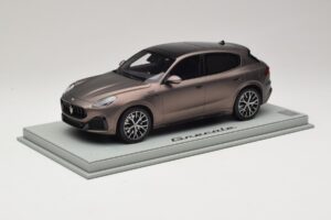 Maserati Grecale Bronze BBR 1:18 P18220FMAS Resin - image 2 of 7