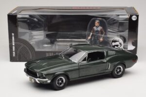Ford Mustang GT Bullitt with Steve McQueen Figure Greenlight 1:18 12885 Diecast - image 8 of 8