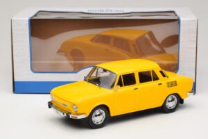 Skoda 100 L Yellow MCG 1:18 MCG18781 Diecast - image 6 of 6