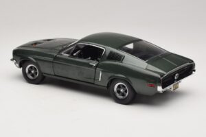 Ford Mustang GT Bullitt with Steve McQueen Figure Greenlight 1:18 12885 Diecast - image 7 of 8
