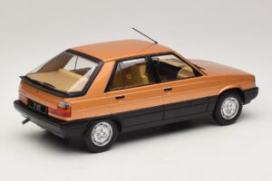 Renault 11 GTL Gold MCG 1:18 MCG18590 Diecast - image 2 of 6