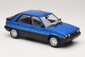 Renault 11 TXE Blue Metallic MCG 1:18 MCG18591 Diecast - image 4 of 6
