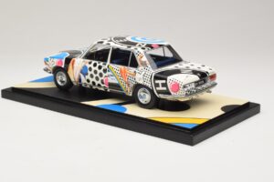 BMW 2500 E3 New Horizon Minichamps 1:18 155029204 Resin - image 5 of 6