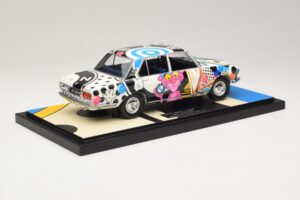 BMW 2500 E3 New Horizon Minichamps 1:18 155029204 Resin - image 2 of 6