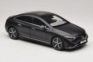 Mercedes EQE V295 Graphite Grey Magno NZG 1:18 B66961108 Diecast - image 6 of 8