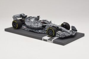 Alfa Romeo Orlen C42 V. Bottas Testing Barcelona 2022 Minichamps 1:18 117229977 Resin - image 4 of 7