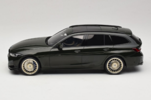 BMW Alpina B3 GT G21 Touring Alpina Green GT Spirit 1:18 GT549 Resin - image 3 of 6