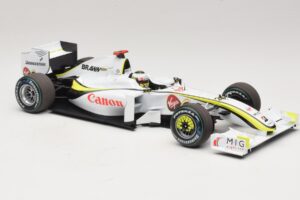 Brawn GP BGP001 #22 J. Button Singapore GP 2009 Minichamps 1:18 180090222 Resin - image 4 of 7