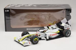 Brawn GP BGP001 #22 J. Button Singapore GP 2009 Minichamps 1:18 180090222 Resin - image 7 of 7