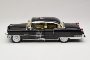 Cadillac Fleetwood Series 60 The Godfather Greenlight 1:18 12949 Diecast - image 3 of 6