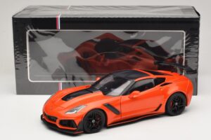 Chevrolet Corvette C7 ZR1 Red IXO 1:18 U18RDC001-FO Diecast - image 8 of 8