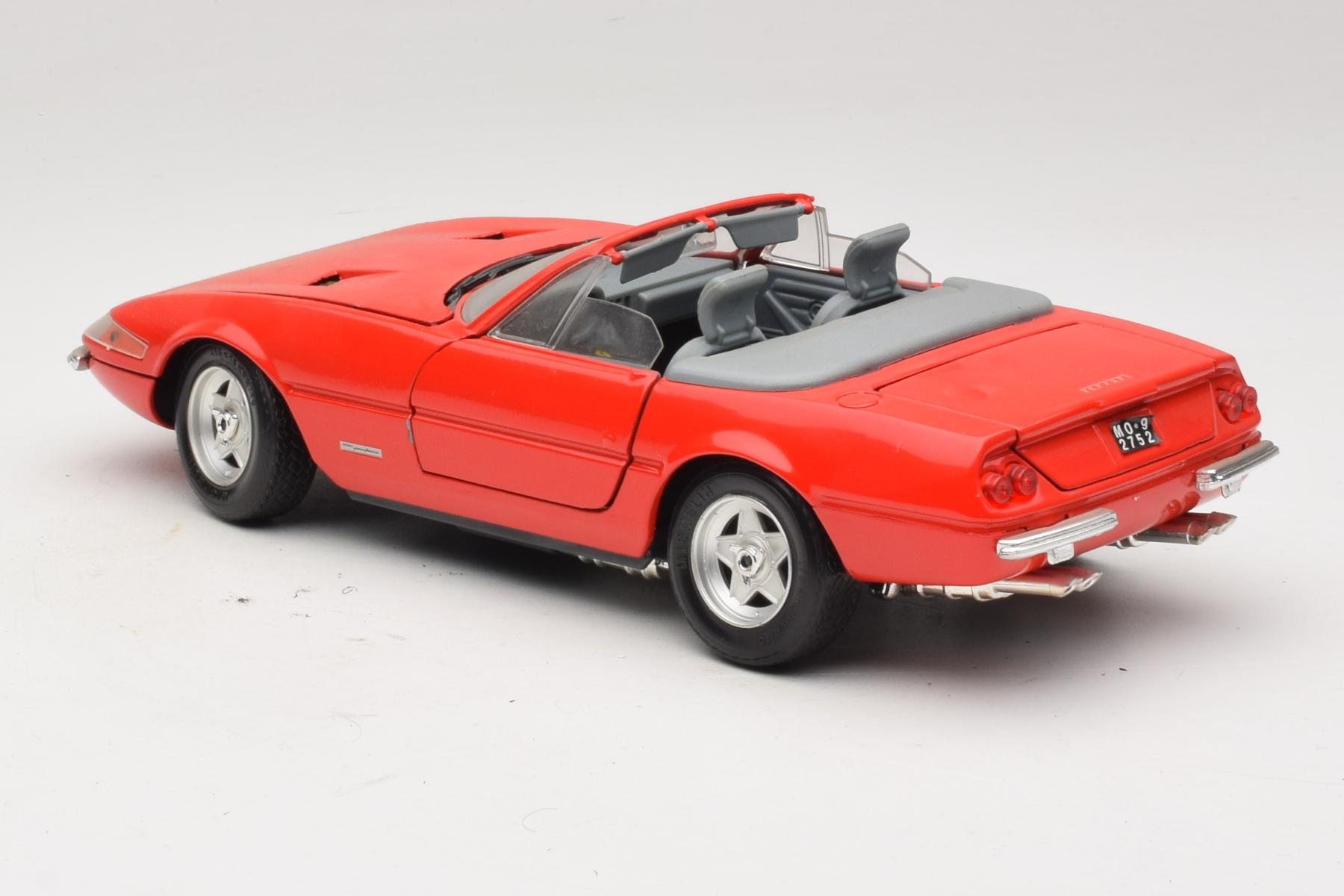 Techno Giodi Ferrari 365 GTS/4 Red 1:18