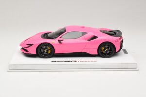 Ferrari SF90 Pack Fiorano Gloss Qatar Pink BBR 1:18 RACELINE137 Resin - image 3 of 7