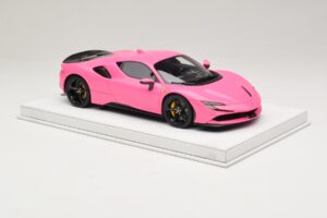 Ferrari SF90 Pack Fiorano Gloss Qatar Pink BBR 1:18 RACELINE137 Resin - image 4 of 7