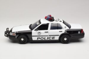 Ford Crown Victoria Police Interceptor The Hangover Movie Greenlight 1:18 12911 Diecast - image 3 of 6