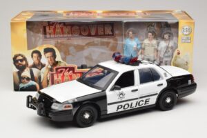 Ford Crown Victoria Police Interceptor The Hangover Movie Greenlight 1:18 12911 Diecast - image 6 of 6