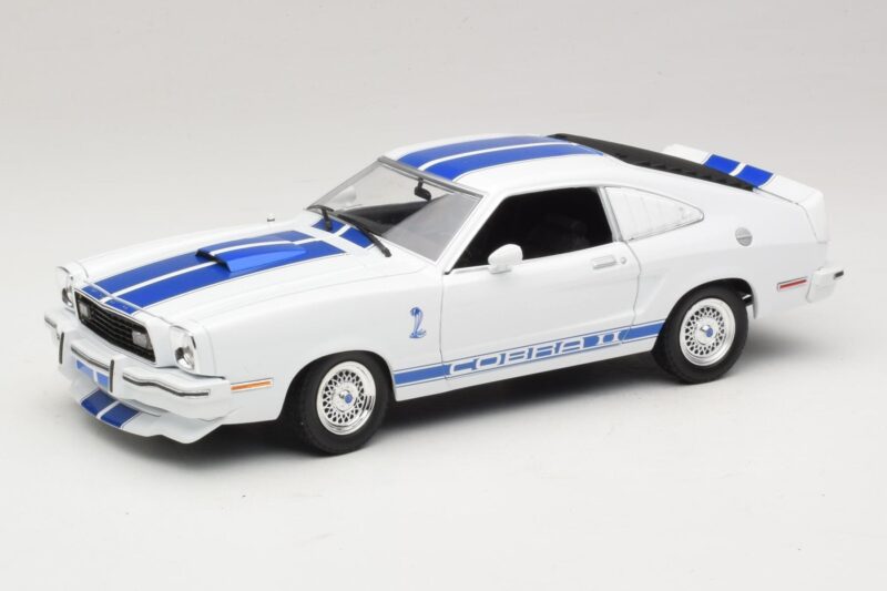 Ford Mustang II Cobra II Charlie's Angels Movie Greenlight 1:18 Ford Mustang II Cobra II Charlie's Angels Movie Greenlight 1:18 12880 Diecast