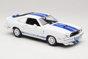 Ford Mustang II Cobra II Charlie's Angels Movie Greenlight 1:18 12880 Diecast - image 6 of 8