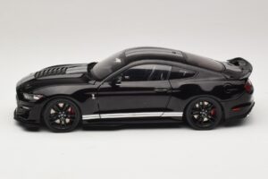 Ford Mustang Shelby GT500 S550 Black IXO 1:18 U18RDC002-FO Diecast - image 4 of 8