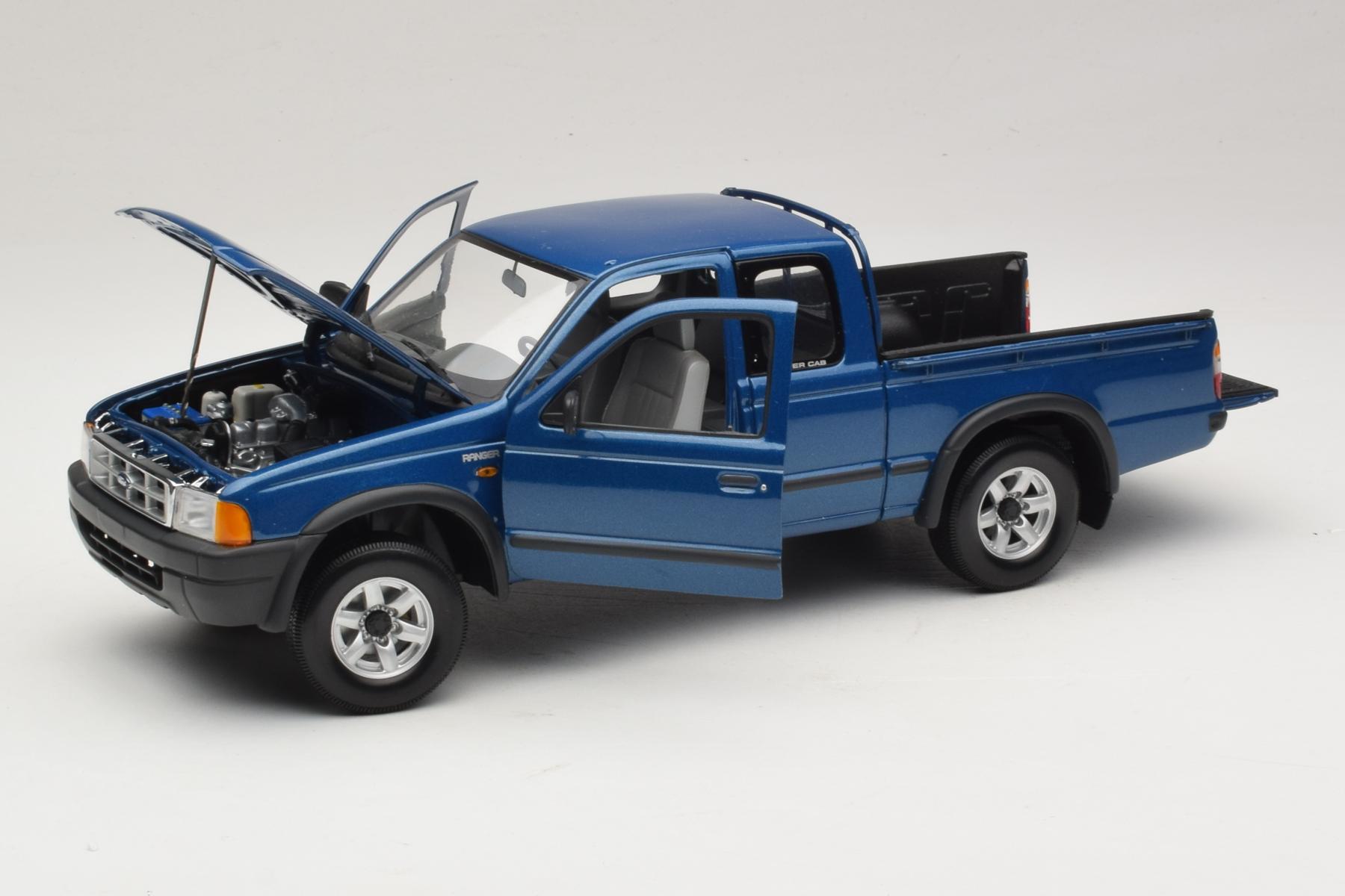 Action Ford Ranger Super Cab 1:18 Blue Pickup 1998